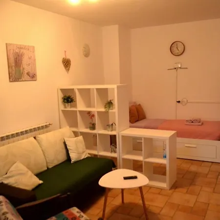 Luka Apartment Pula